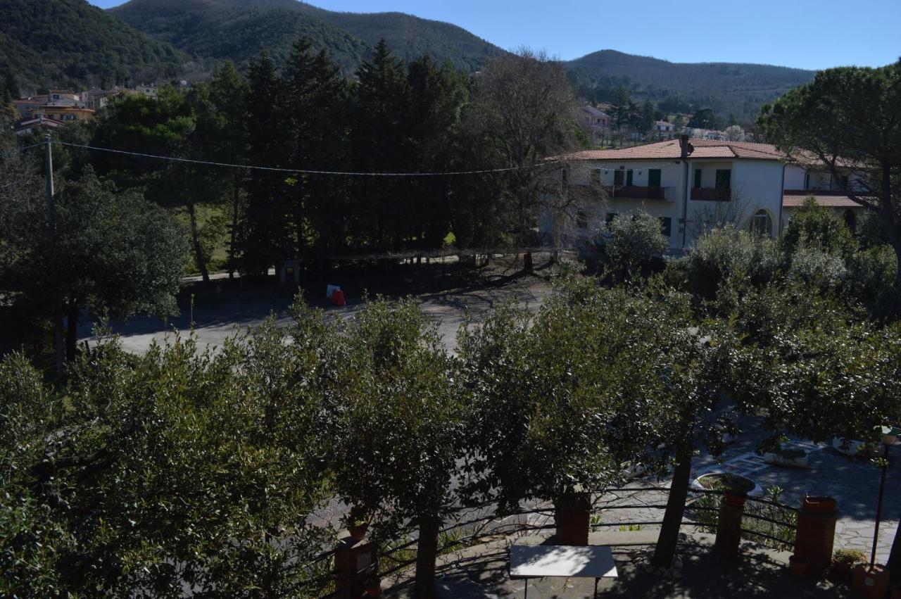 קסטלינה מריטימה Hotel Il Poggetto מראה חיצוני תמונה