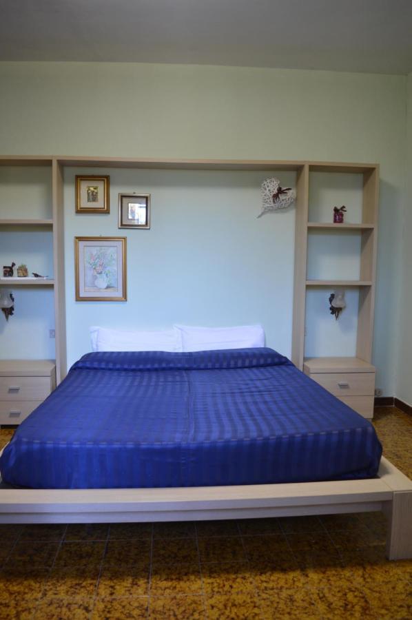 קסטלינה מריטימה Hotel Il Poggetto מראה חיצוני תמונה