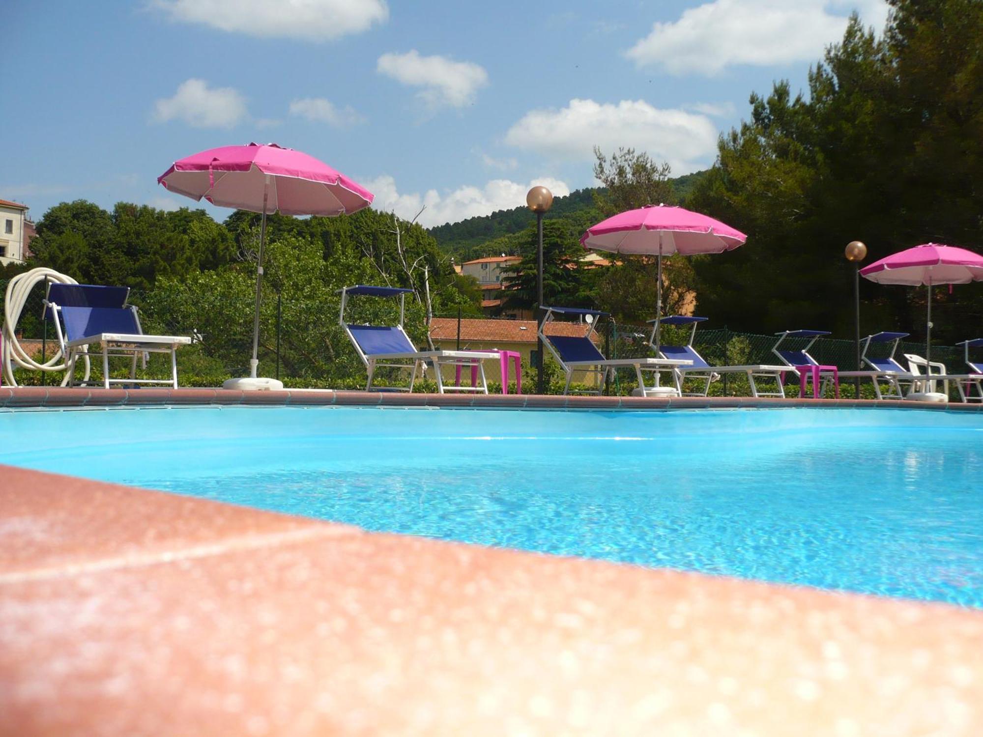 קסטלינה מריטימה Hotel Il Poggetto מראה חיצוני תמונה