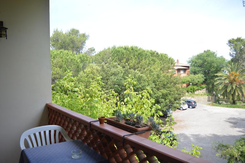 קסטלינה מריטימה Hotel Il Poggetto מראה חיצוני תמונה