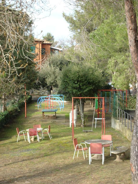 קסטלינה מריטימה Hotel Il Poggetto מראה חיצוני תמונה